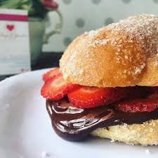 Pan con fruta