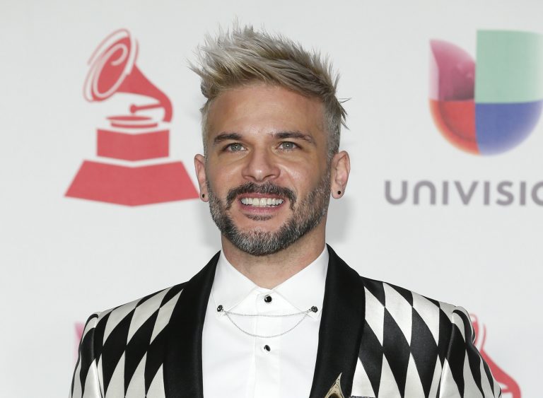 AP Photo, Pedro Capo,En esta foto del 15 de noviembre del 2018, Pedro Capó llega a la ceremonia de los Latin Grammy en Las Vegas. El cantante puertorriqueño dice que se siente bendecido de haber encontrado el éxito internacional con 