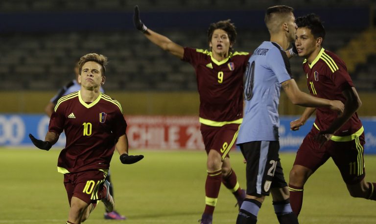 AP Photo, Yeferson Soteldo,El delantero venezolano Yeferson Soteldo (izquierda) tras anotar un gol ante Uruguay en un partido del Sudamericano Sub20, el miércoles 8 de febrero de 2017, en Quito, Ecuador. (AP Foto/Dolores Ochoa)