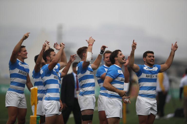 AP Photo,Los jugadores de la selección argentina de rugby festejan tras vencer en la final a Canadá para obtener el oro en los Juegos Panamericanos de Lima, el domingo 28 de julio de 2019  (AP Foto/Moisés Castillo)