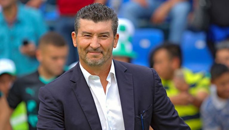 A7CEF822-2C43-4BFF-AE7E-3D61240785AF