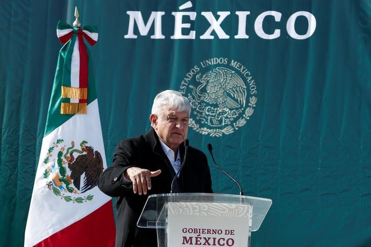LYNXMPEG0J1EJ.jpg,Foto de archivo del presidente de México, Andres Manuel Lopez Obrador, durante un discurso en La Mora, Sonora. 
Ene12, 2020. REUTERS/Carlos Jasso; Crédito: CARLOS JASSO, Reuters