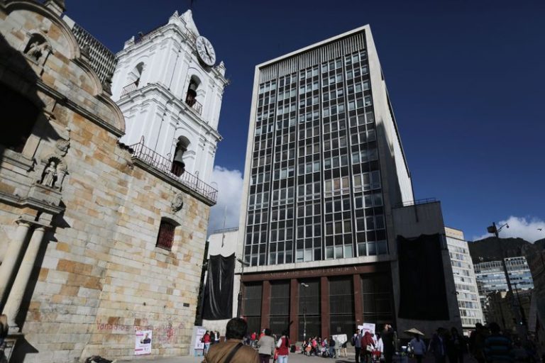 LYNXMPEG0U26O.jpg,Foto de archivo. Panorámica del Banco Central de Colombia en Bogotá , 9 de octubre, 2019. REUTERS/Luisa González; Crédito: LUISA GONZALEZ, Reuters