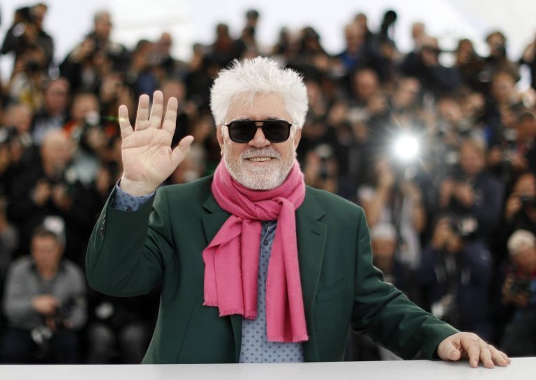 ERIC GAILLARD -REUTERS