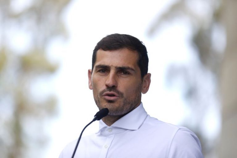 LYNXMPEG1G0YH.jpg,Imagen de archivo del arquero español Iker Casillas durante una conferencia de prensa en Oporto, Portugal, Mayo 6, 2019.  REUTERS/Rafael Marchante/; Crédito: Rafael Marchante, Reuters