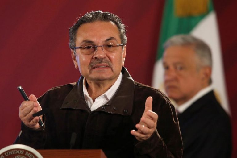 LYNXMPEG1G12R.jpg,Imagen de archivo del director general de la estatal mexicana Pemex, Octavio Romero, durante una conferencia de prensa con el presidente Andrés Manuel López Obrador, en Ciudad de México, Diciembre 9, 2019. REUTERS/Edgard Garrido/; Crédito: Edgard Garrido, Reuters