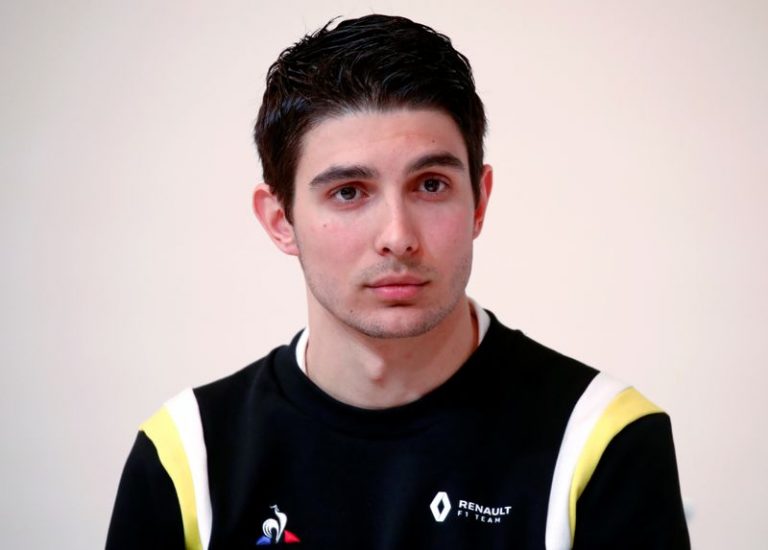 LYNXMPEG1I1OR.jpg,El piloto de Renault Esteban Ocon asiste a una conferencia de prensa antes del inicio de la temporada 2020 de la Fórmula Uno, en París, Francia. 12 de febrero, 2020. REUTERS/Gonzalo Fuentes; Crédito: Gonzalo Fuentes, Reuters