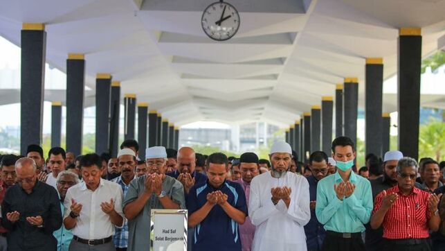 Malasia-detecta-coronavirus-vinculados-mezquita_EDIIMA20200315_0208_4
