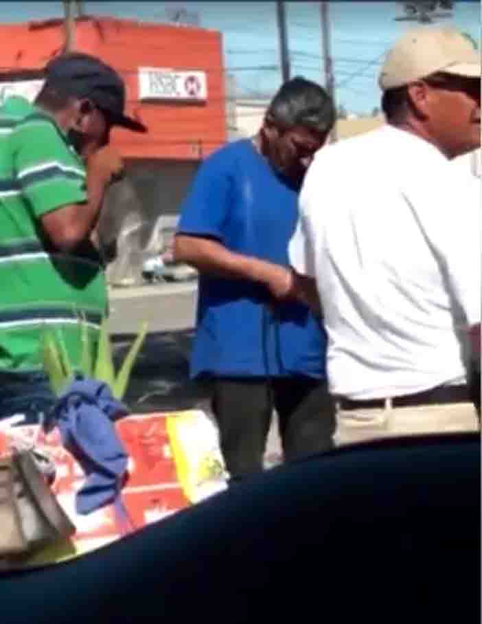 Vendedores-de-cubrebocas