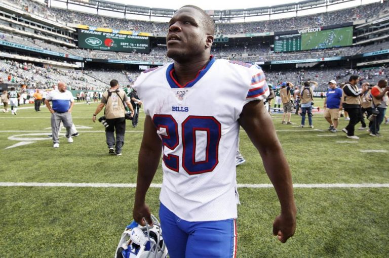 Frank-Gore-plans-to-return-for-16th-NFL-season