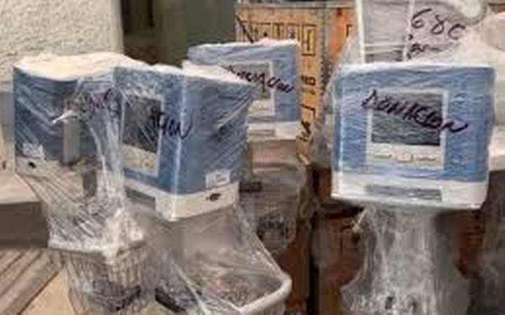 2E9CB490-5C59-42F3-B649-5FD89F897CDD