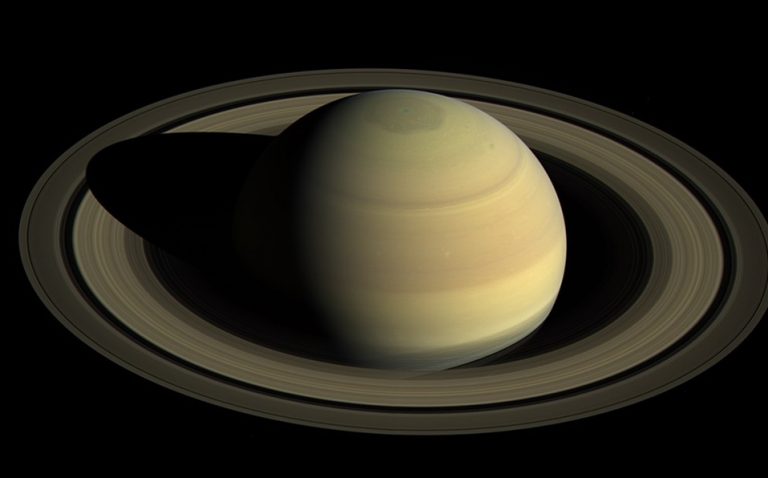 saturno