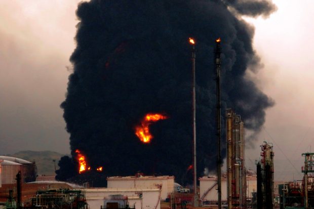 Incendio de tanques de combustible