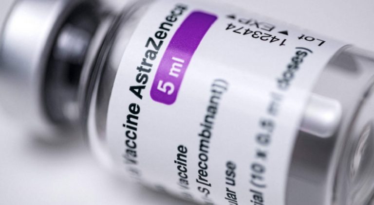 vacuna-astrazeneca-marbella