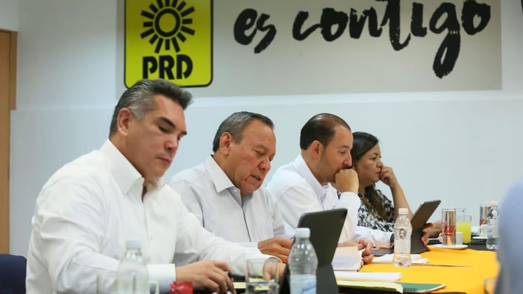 La oposición se sacude