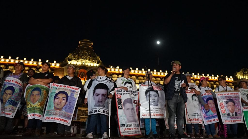 a nueve años de la desaparición de 43 normalistas, Ayotzinapa pervive