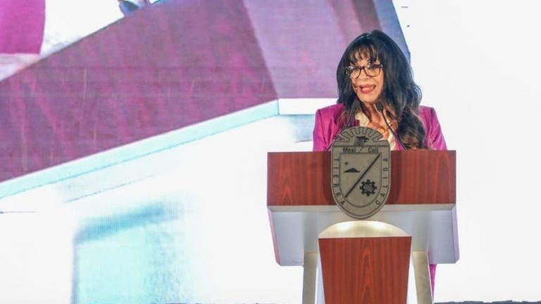 Copia de Miniatura de Youtube Historias Simple Rojo_20231109_230229_0000