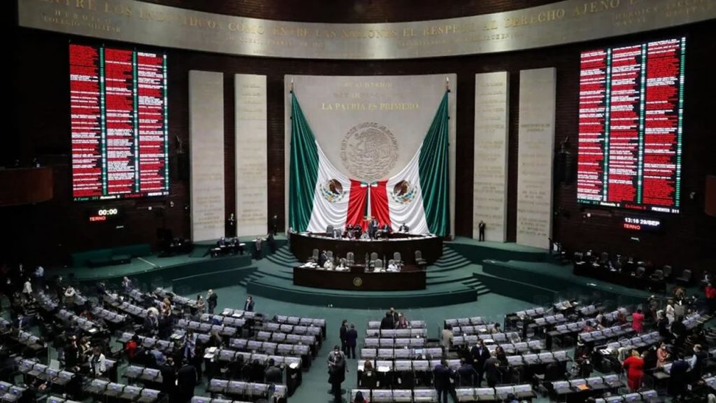 Cámara de Diputados tiene un rezago de 4 mil 853 iniciativas de reforma para dictaminar