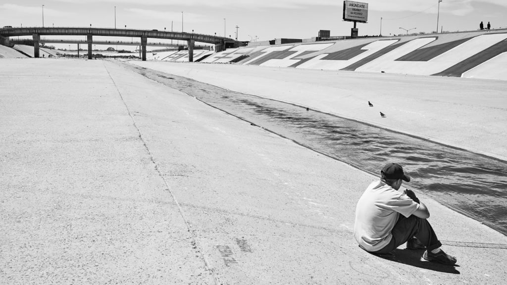 Exposición Entre Mundos